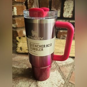 Stanley 30oz Camelia Gradient new, never used